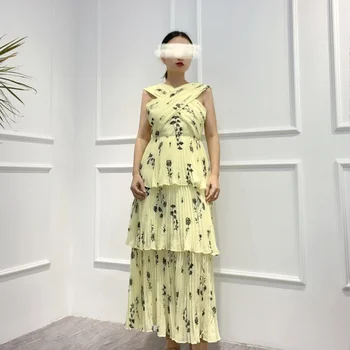 2022 Женские летние высококачественные черные платья Миди без рукавов с ботаническим принтом светло-желтого небесно-голубого цвета с перекрестными рюшами